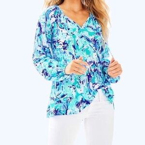 Lilly Ella Tunic Top Sz Small EUC Elephant Appeal